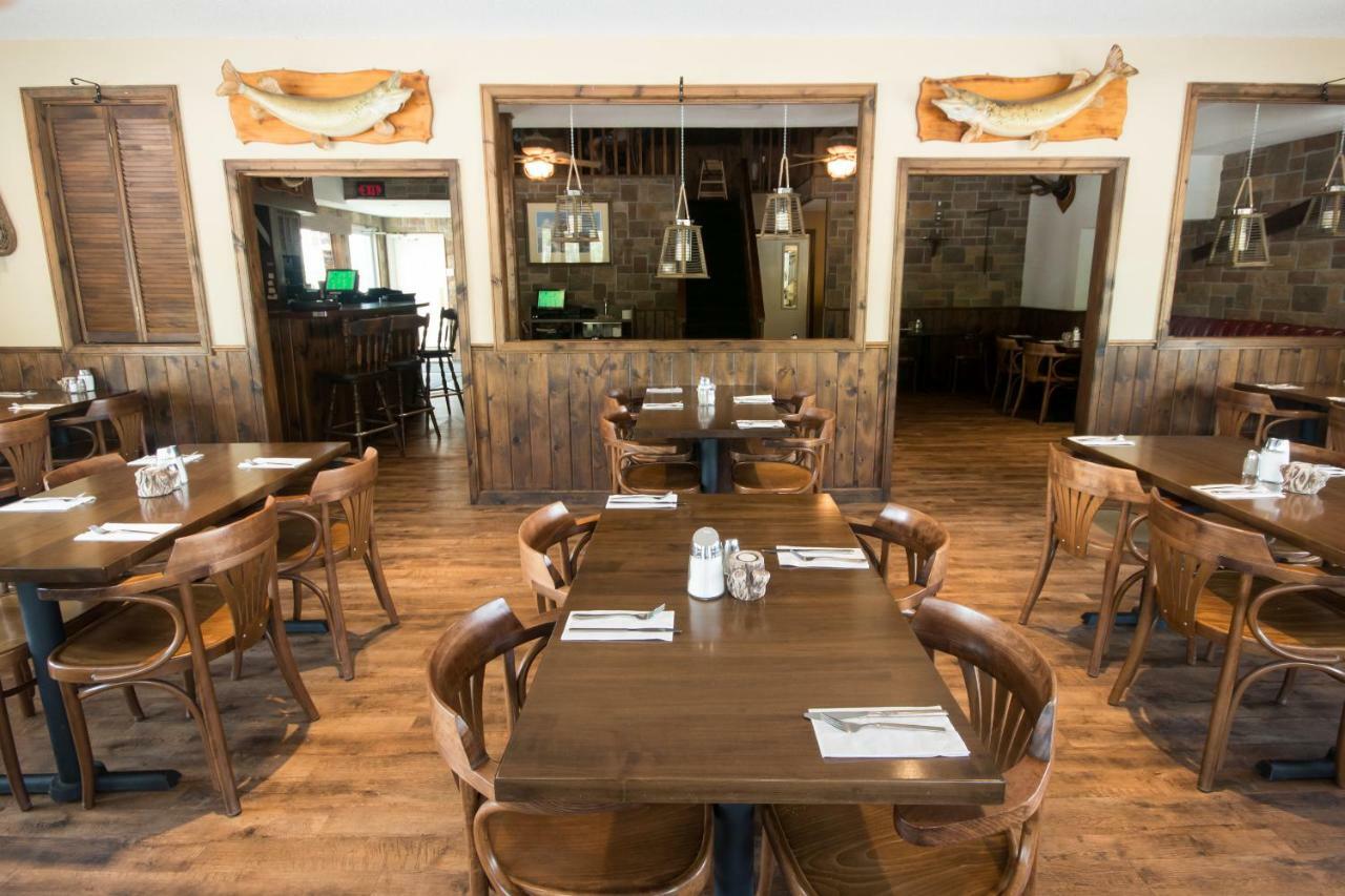 Trapper'S Choice Inn & Restaurant Парри-Саунд Экстерьер фото